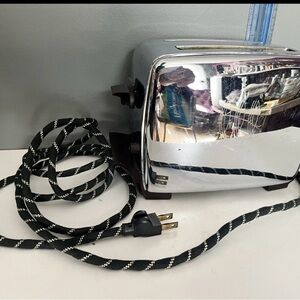 Vintage Antique MCM Toastmaster 1B18 Toaster circa 1953 Super Compact & Unique